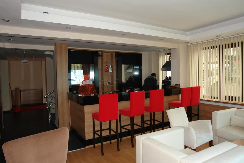 Hotel Almatur Yusufeli Ngoại thất bức ảnh