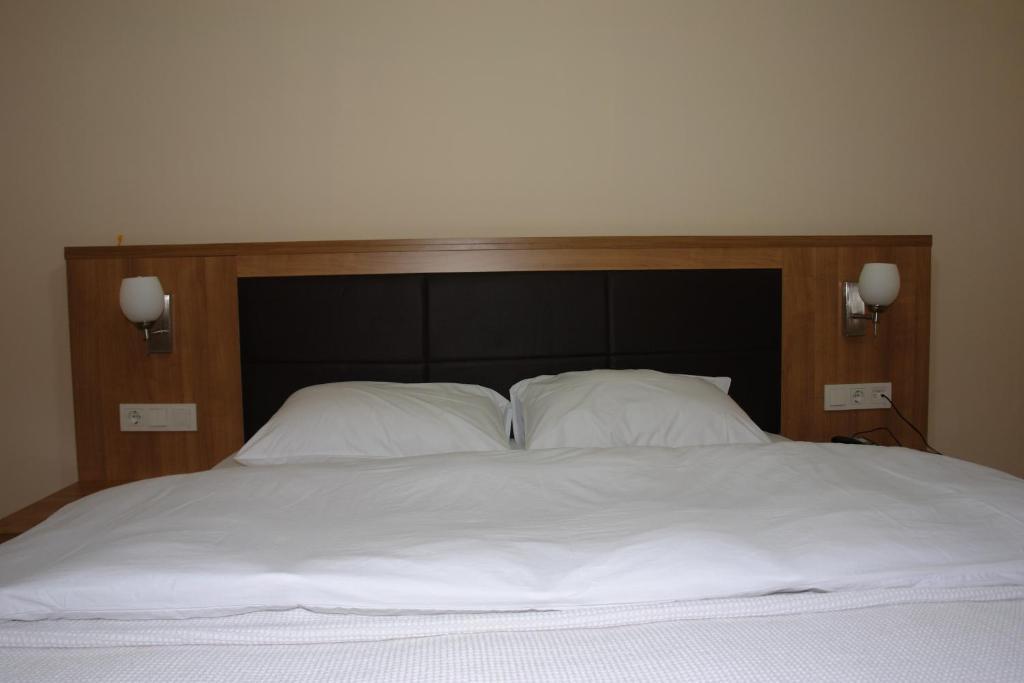 Hotel Almatur Yusufeli Ngoại thất bức ảnh