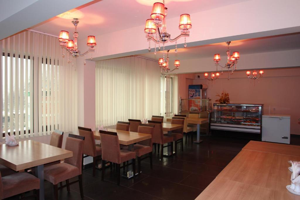 Hotel Almatur Yusufeli Ngoại thất bức ảnh
